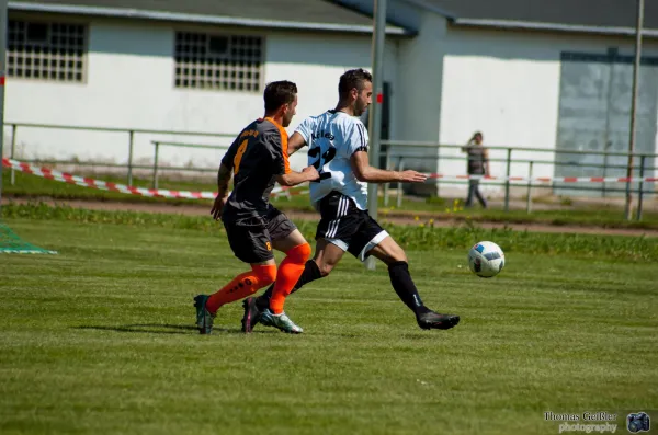 FSV 06 vs . Blau-Weiß 52 Erfurt