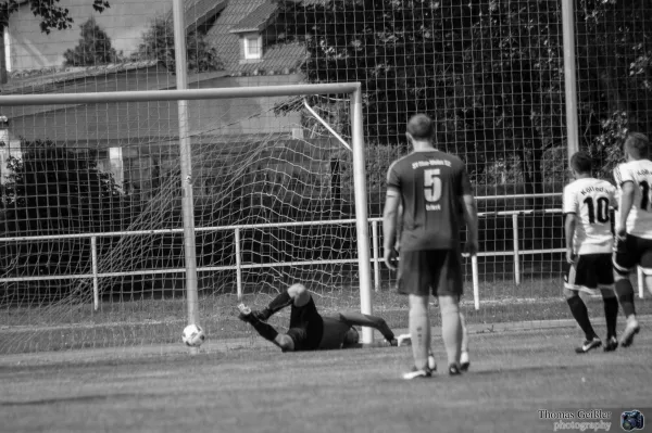 FSV 06 vs . Blau-Weiß 52 Erfurt